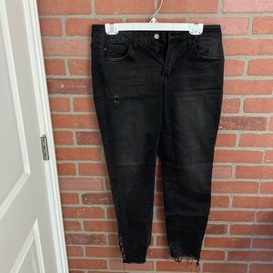 Black skinny jeans